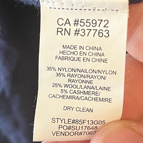 C&C California Wool/Cashmere Blend Sweater - Picture 4 of 4